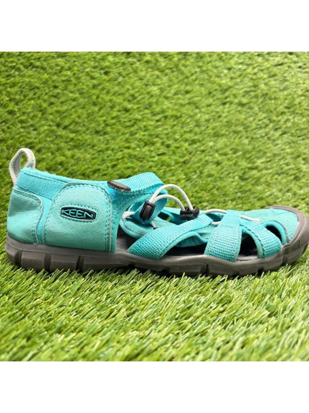 Keen Seacamp II CNX Boys Size 5Y Blue Beach Walking Washable Hiking Sandals